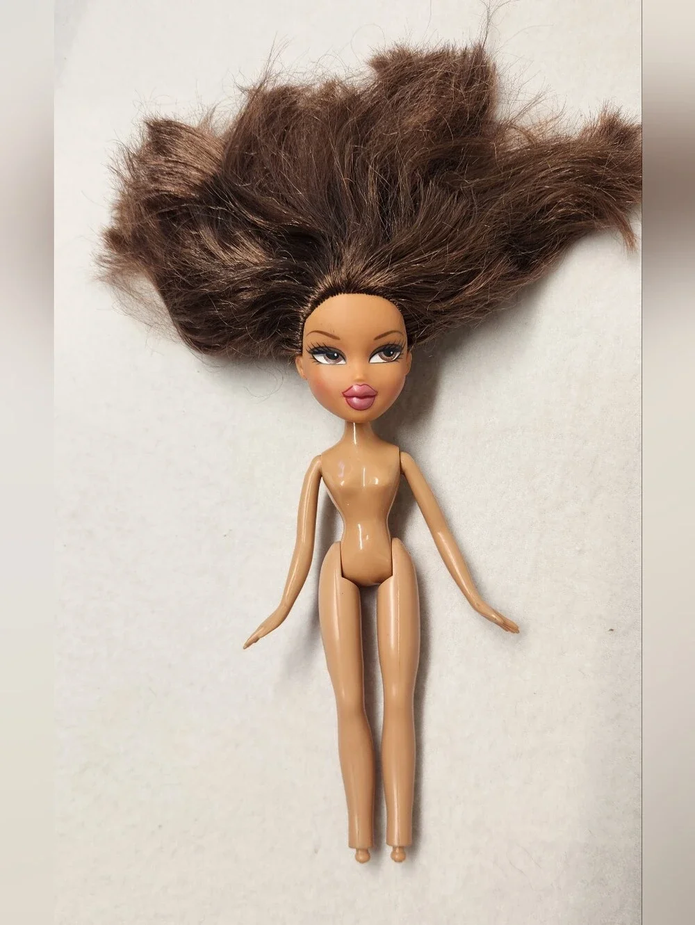 Bratz Strut It Sasha Doll Vintage 2001 MGA Flare Jeans Gold Pants Shoe Lot As Is